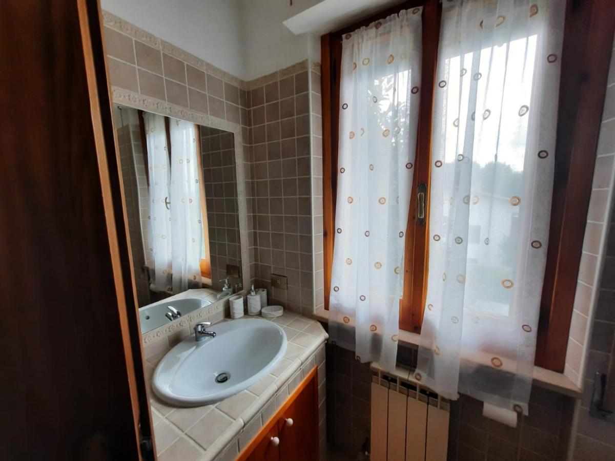 Apartament Locazione Turistica Di Pucci Lidia Asyż Zewnętrze zdjęcie