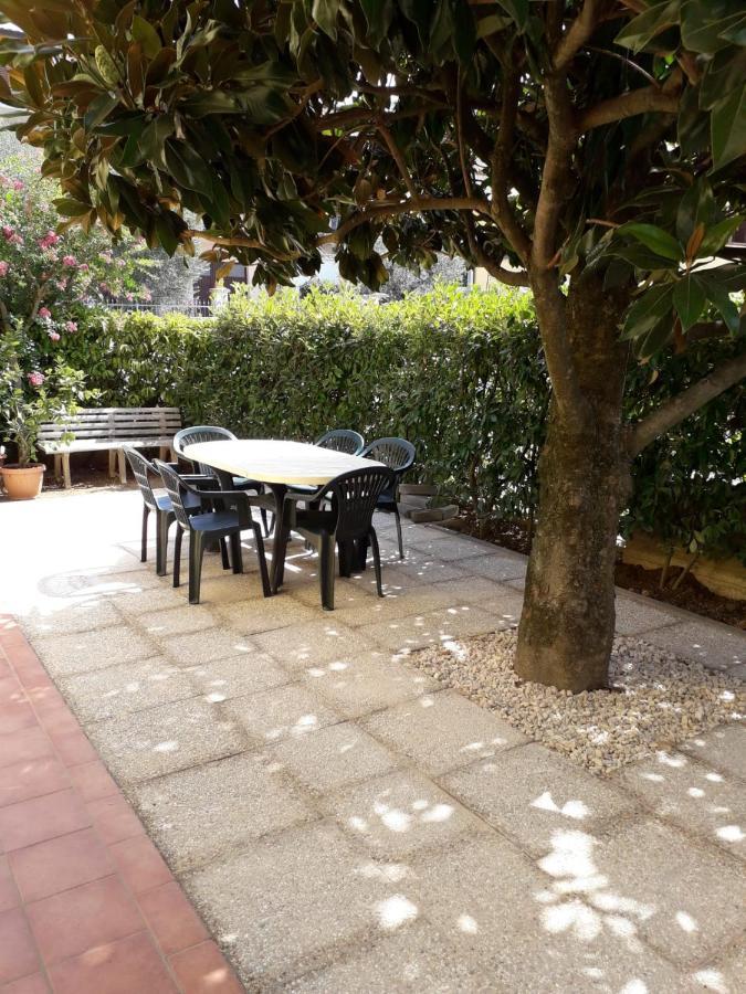 Apartament Locazione Turistica Di Pucci Lidia Asyż Zewnętrze zdjęcie